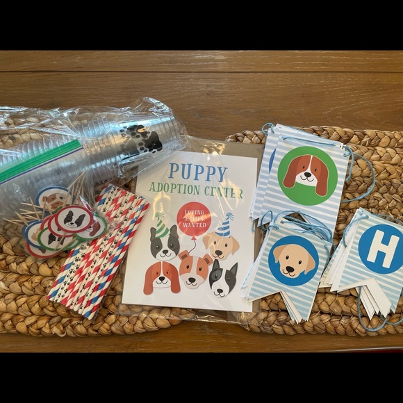 Puppy Themed Birthday Party Decor in colors light blue, blue, green, and red. - Picture 1 of 6